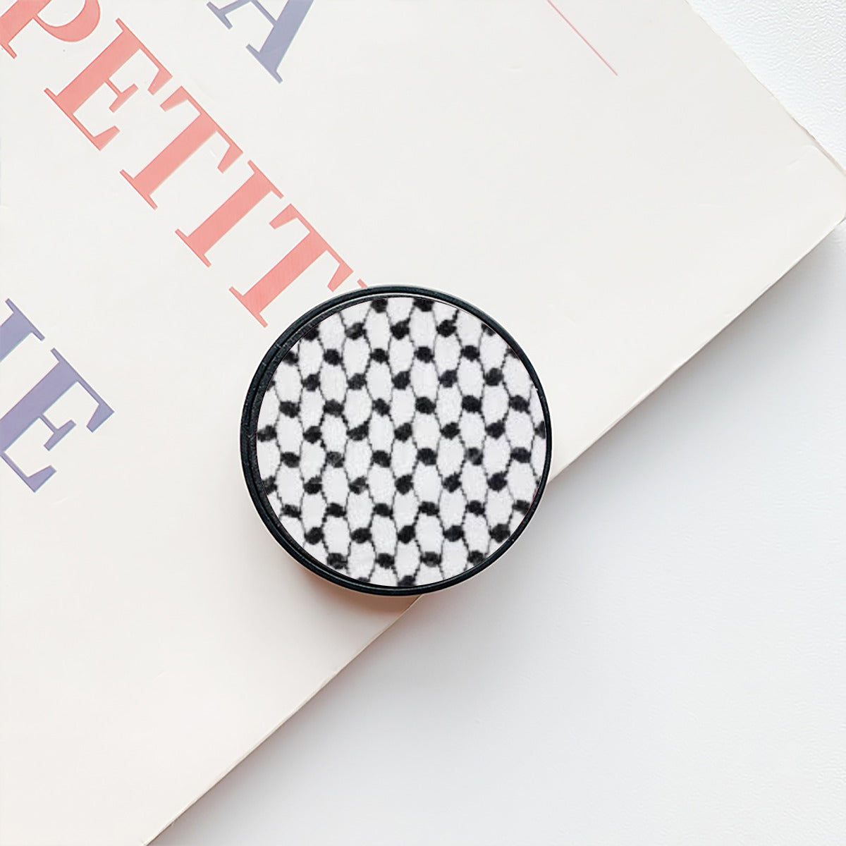 White Kufiyah Pop Socket - Urabian Outfitters